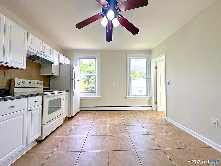 28 Sexton St #3N — Photo 13