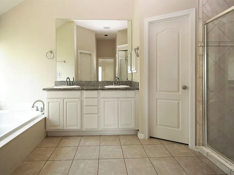3735 Tidalwood Dr — Photo 14
