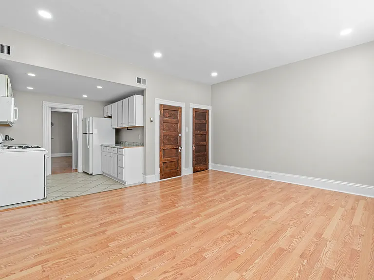 2713 N Calvert St #3 — Photo 5