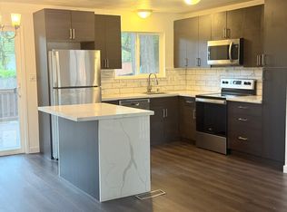 12102 SE 70th St, Newcastle, WA 98056