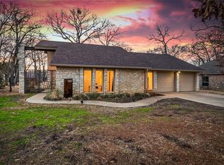 107 Southern Pine Pl, Mabank, TX 75156