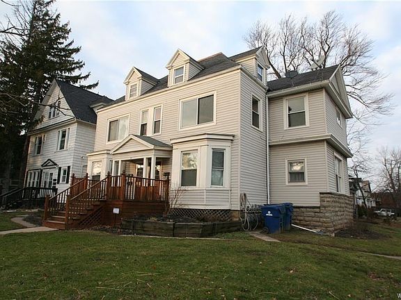 2nd image of 185 Huntington Ave #1