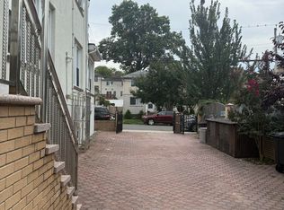 335 Clifton Ave, Staten Island, NY 10305