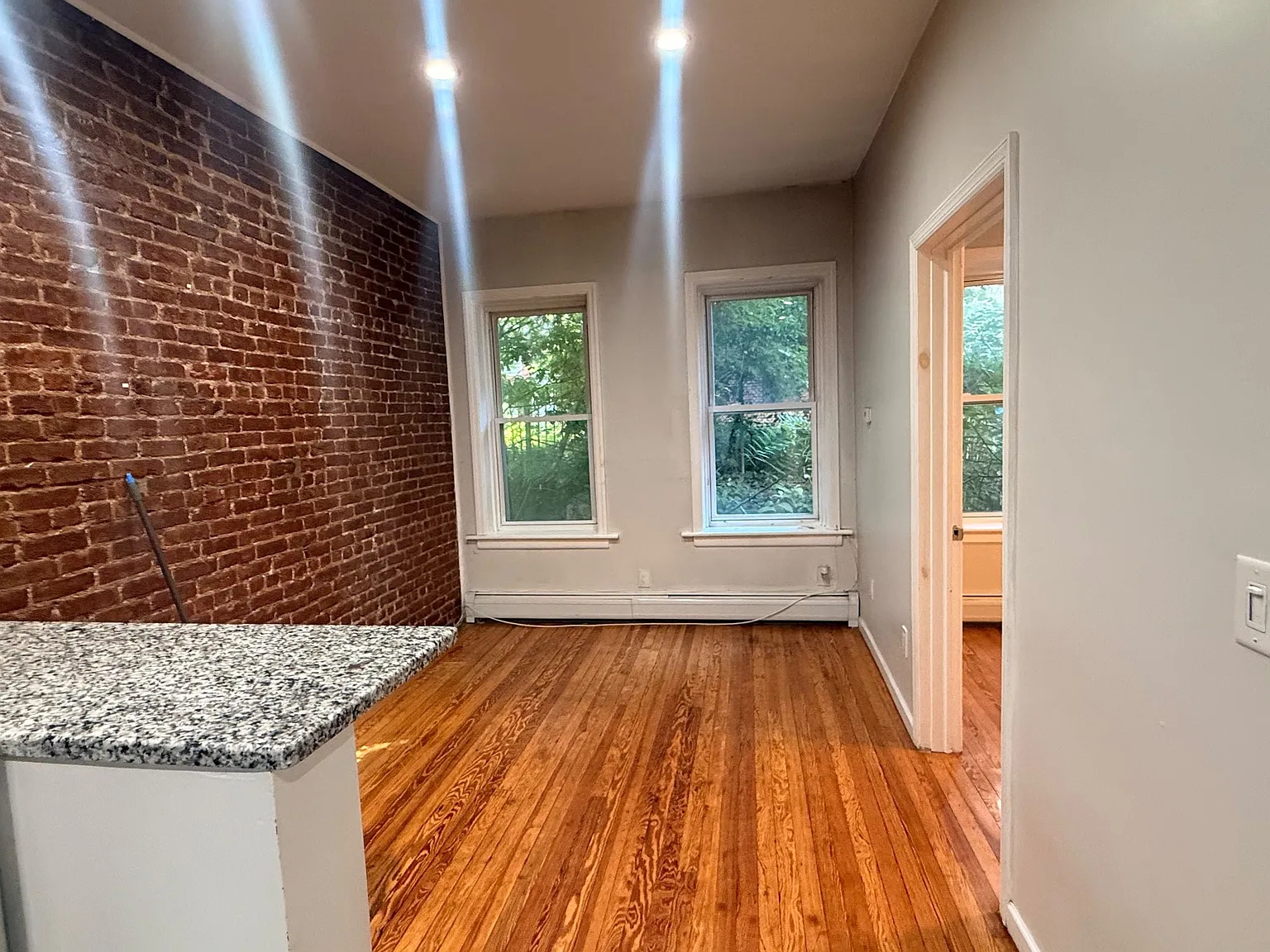 938 Westside Ave — Photo 3