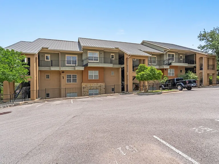 6810 Deatonhill Dr #1200 — Photo 22