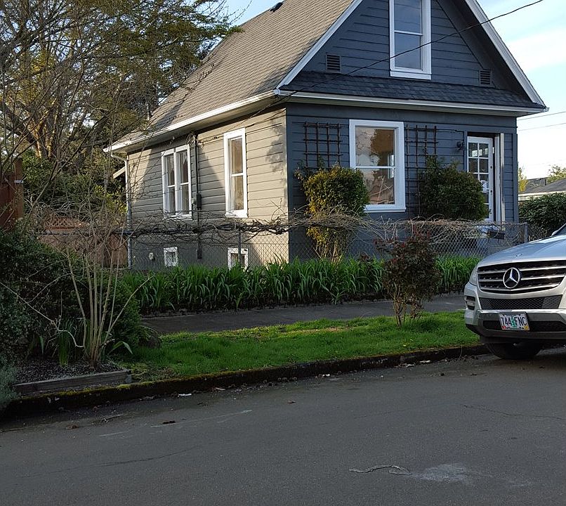 2nd image of 7017 N Saint Johns Ave