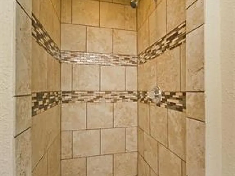 5333 Westminster Dr — Photo 23