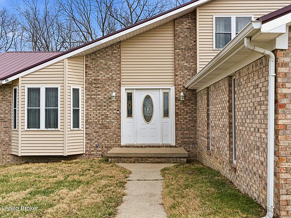 3rd image of 180 McDonald Rd