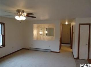 1091 Greenbriar Rd, New Bloomfield, PA 17068