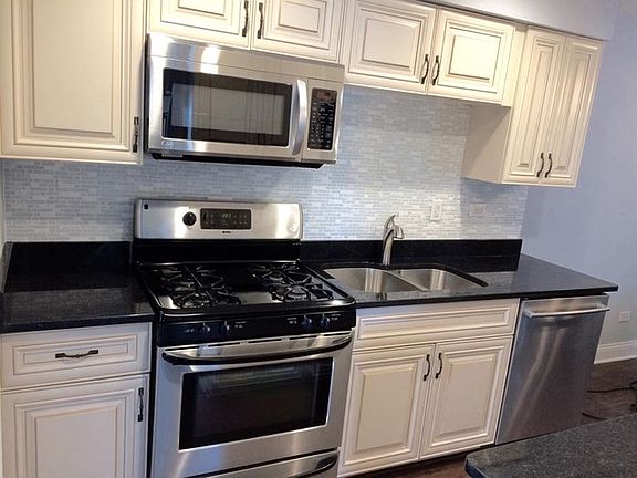 4th image of 6338 W 99th Pl APT 2B