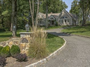 16 Dogwood Dr, Mendham Twp, NJ 07960