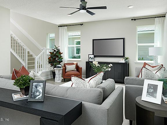 5th image of 489 GOLDENROD Drive