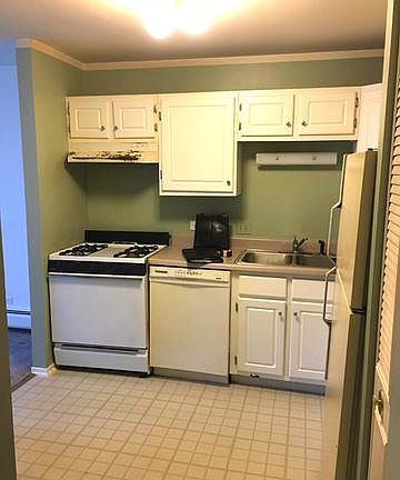 5th image of 500 Bayside Dr Unit 5