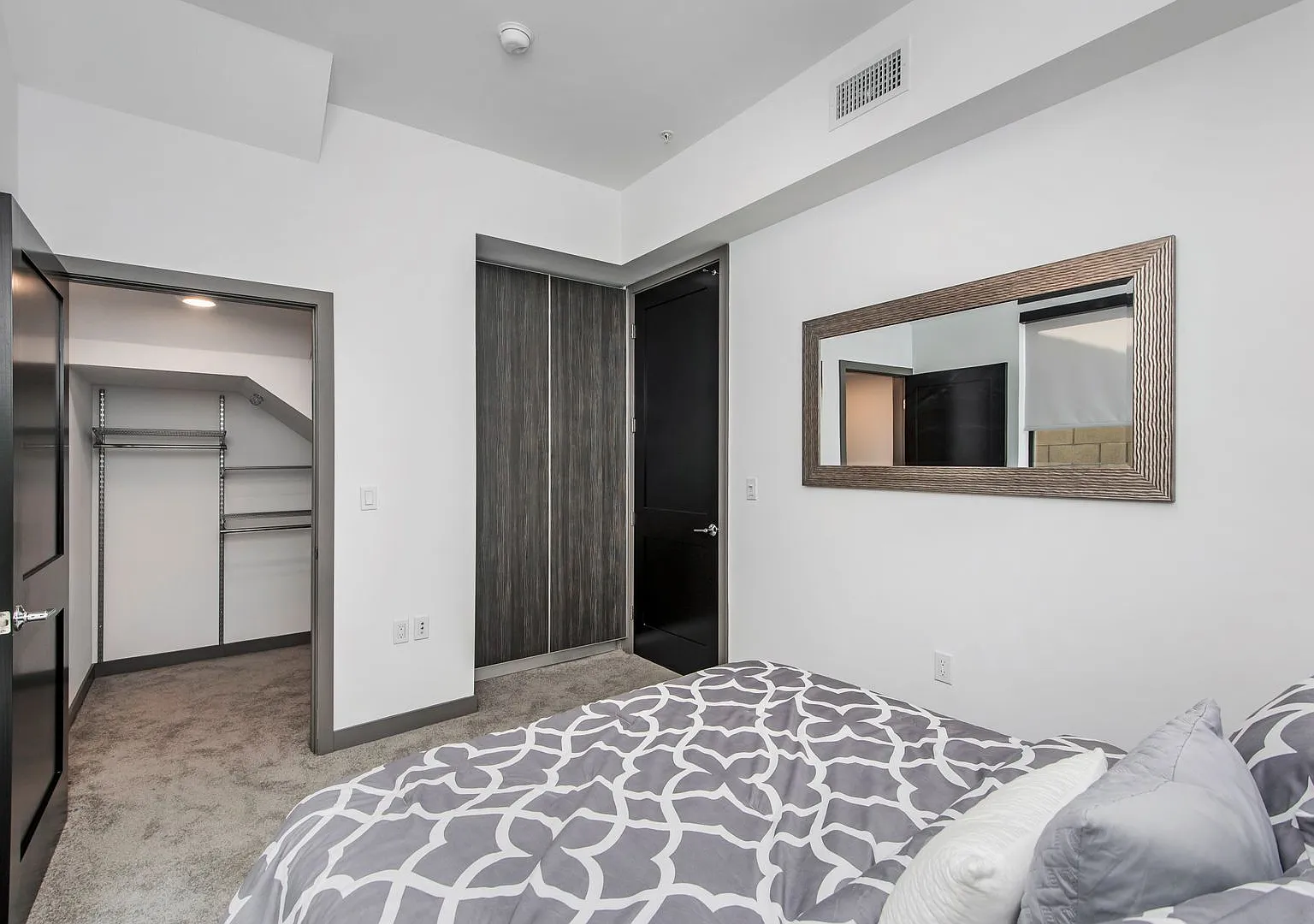 SDG 1223 Edgemont LLC — Photo 2