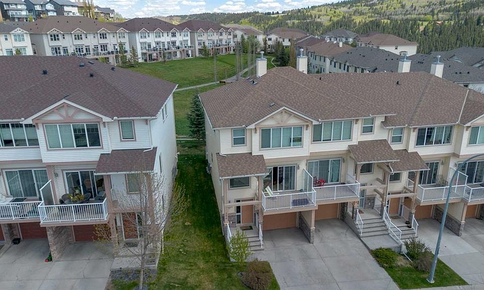1st image of 296 W Sunset Point
