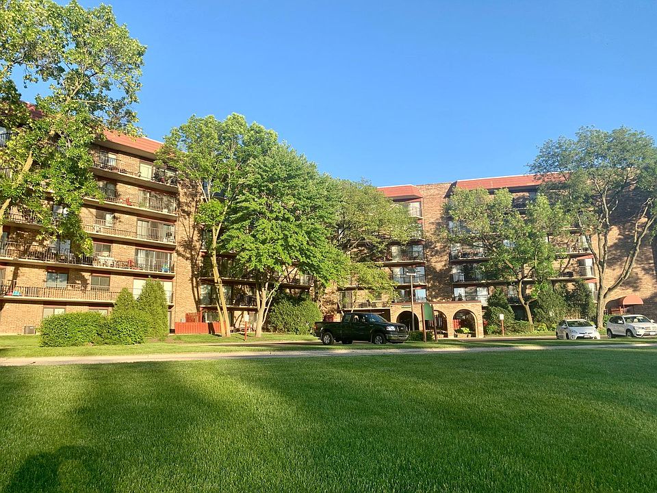 1st image of 111 S Baybrook Dr Unit 404