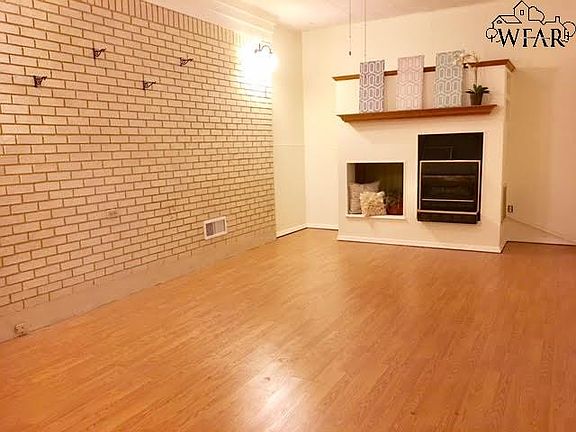 4th image of 4634 Fairway Blvd