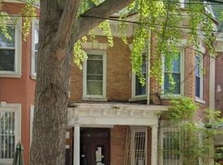 369 E 198th St, Bronx, NY 10458