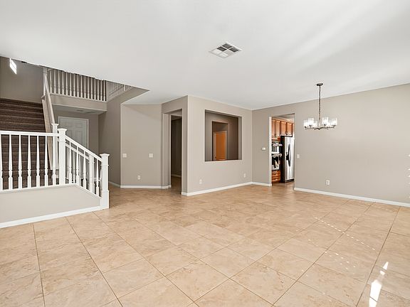 4th image of 27703 Bottle Brush Way