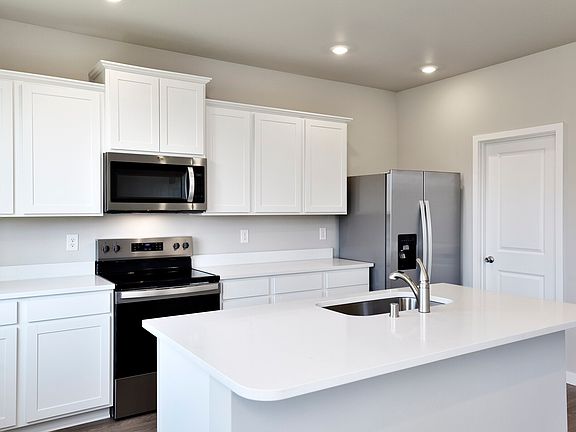 Your chef-ready kitchen awaits!