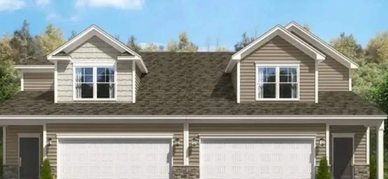 New 4/2.5 Townhome Near Lake Conestee and downtown Mauldin! — Photo 1