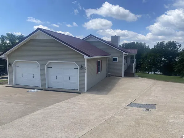 575 Skyline Dr, Cadiz, KY 42211