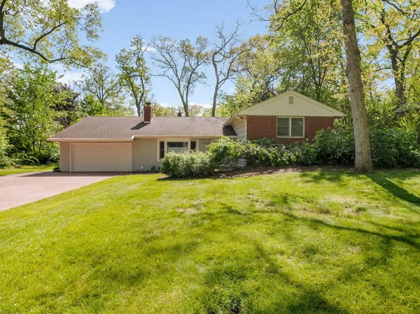 53146 Oakmont Central Dr, South Bend, IN 46637