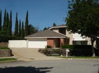 559 E Cumberland St, Upland, CA 91786