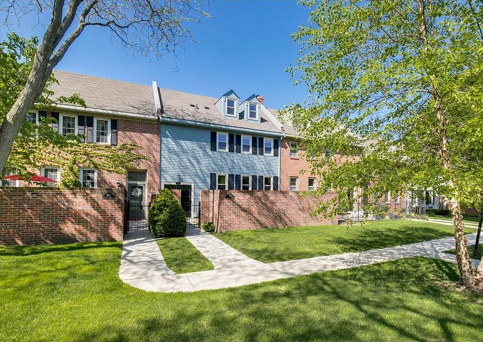 1st image of 1183 Ivy Hill Dr