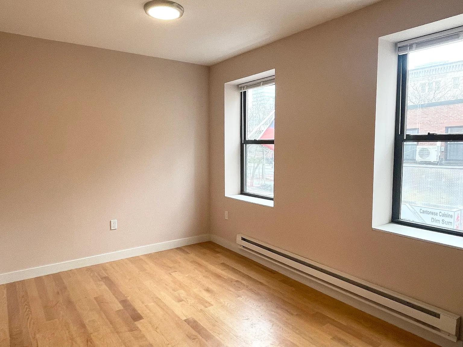 Studio, $2,200 — Photo 3