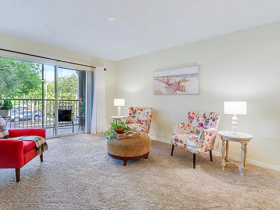 5th image of 254 Village Blvd APT 4209