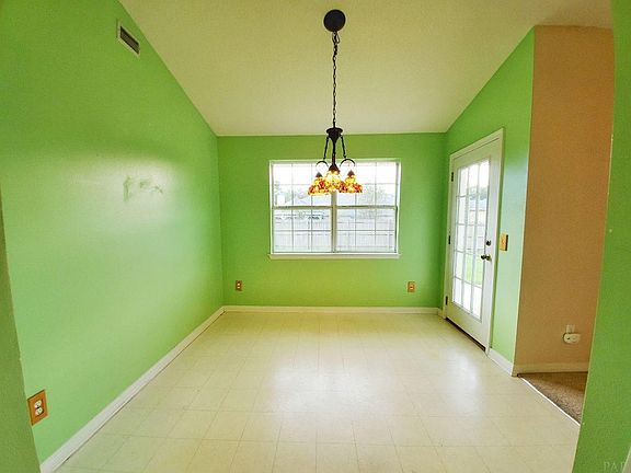 5th image of 6793 Rickwood Dr