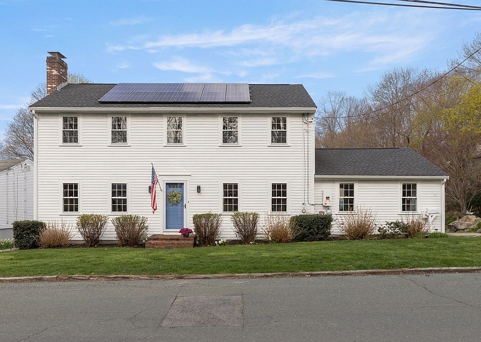 1st image of 20 Middle St