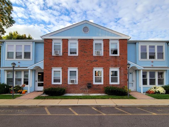 50 Athens Ct