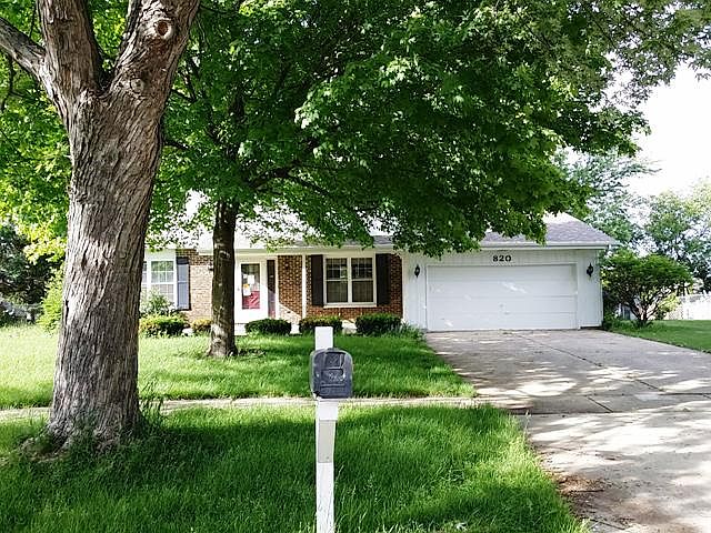 1st image of 820 W Gerald Ave
