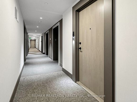 4th image of 130 River St #901