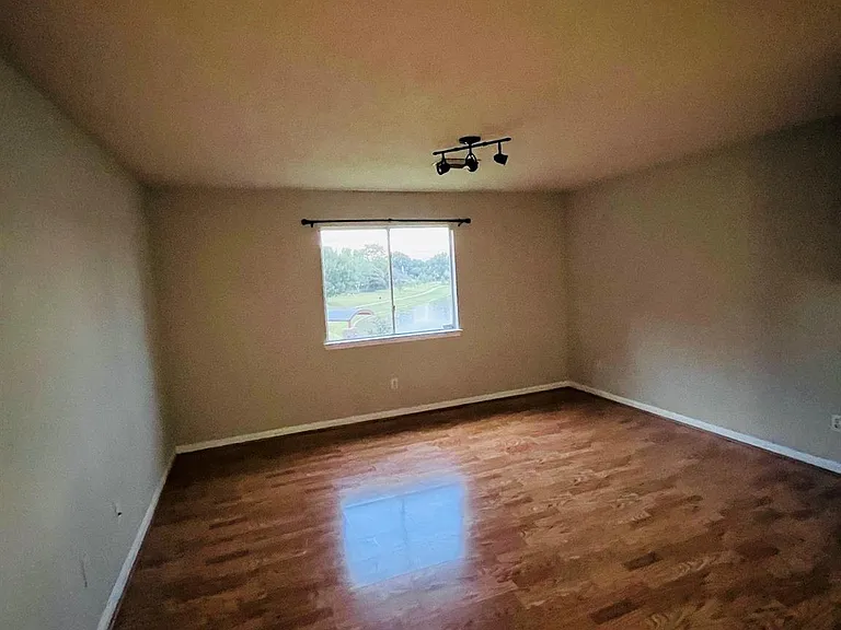 23134 S Waterlake Dr — Photo 5