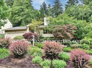 10 Grouse Ter, Lake Oswego, OR 97035