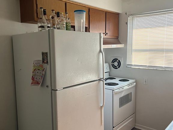 5th image of 3367 Parkcrest Ln