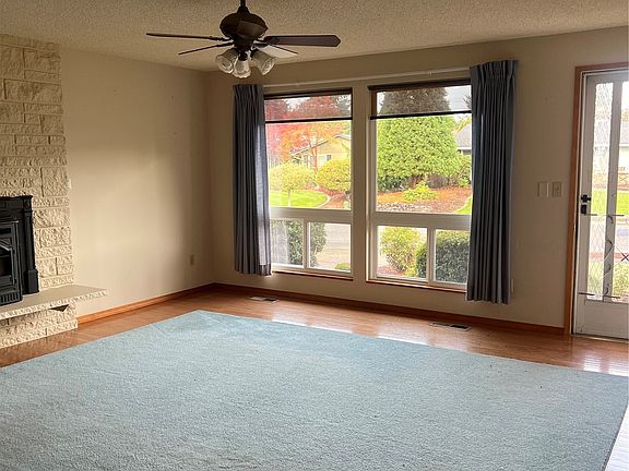 5th image of 5716 Hunter Street