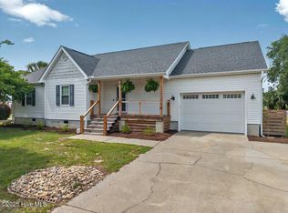 5892 Lycia Ln SW, Ocean Isle Beach, NC 28469