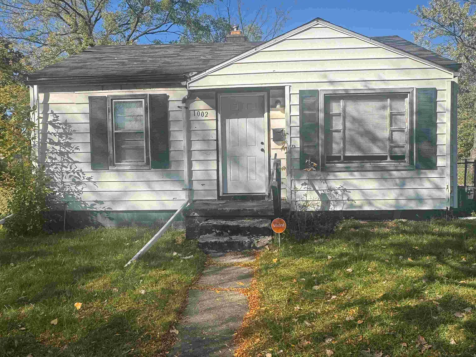 2 bed, 707 sqft, $890 — Photo 1