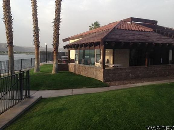 5th image of 201 Riverfront Dr Unit 25