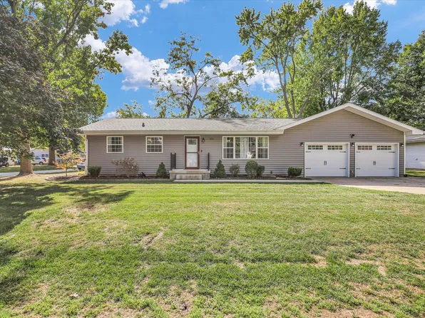 333 E Orchard Ave, Atwood, IL 61913