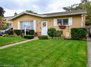 719 Easley Dr, Westland, MI 48186