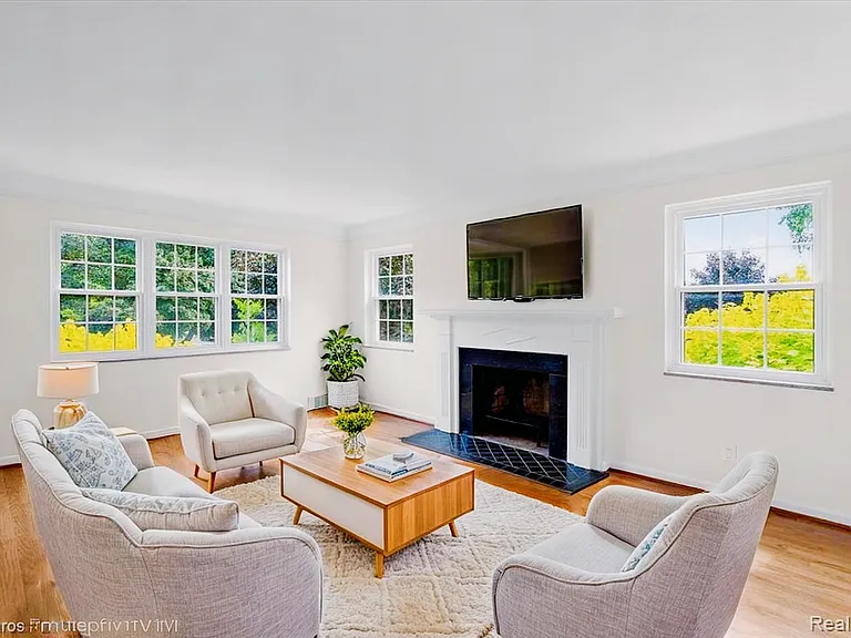 620 Neff Rd #620 — Photo 3