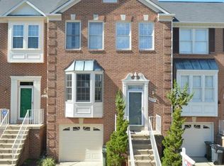 14223 Belt Buckle Ct, Centreville, VA 20121