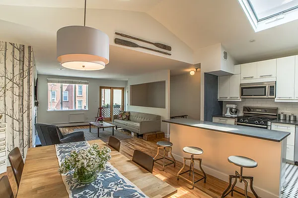 Sold by Owner | media 10