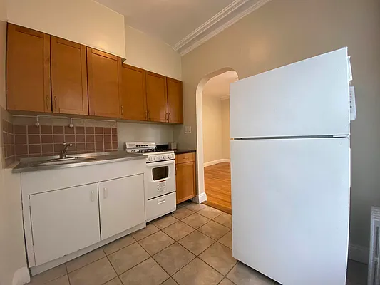 Rented by Bedford 6 Real Estate | media 6