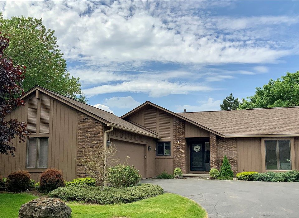 21 Shadow Pines Dr Penfield NY Zillow